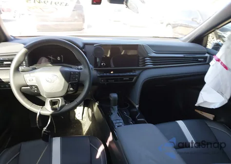 2025 Toyota Camry Se z USA, uszkodzony, nr VIN 4T1DAACK0SU143619